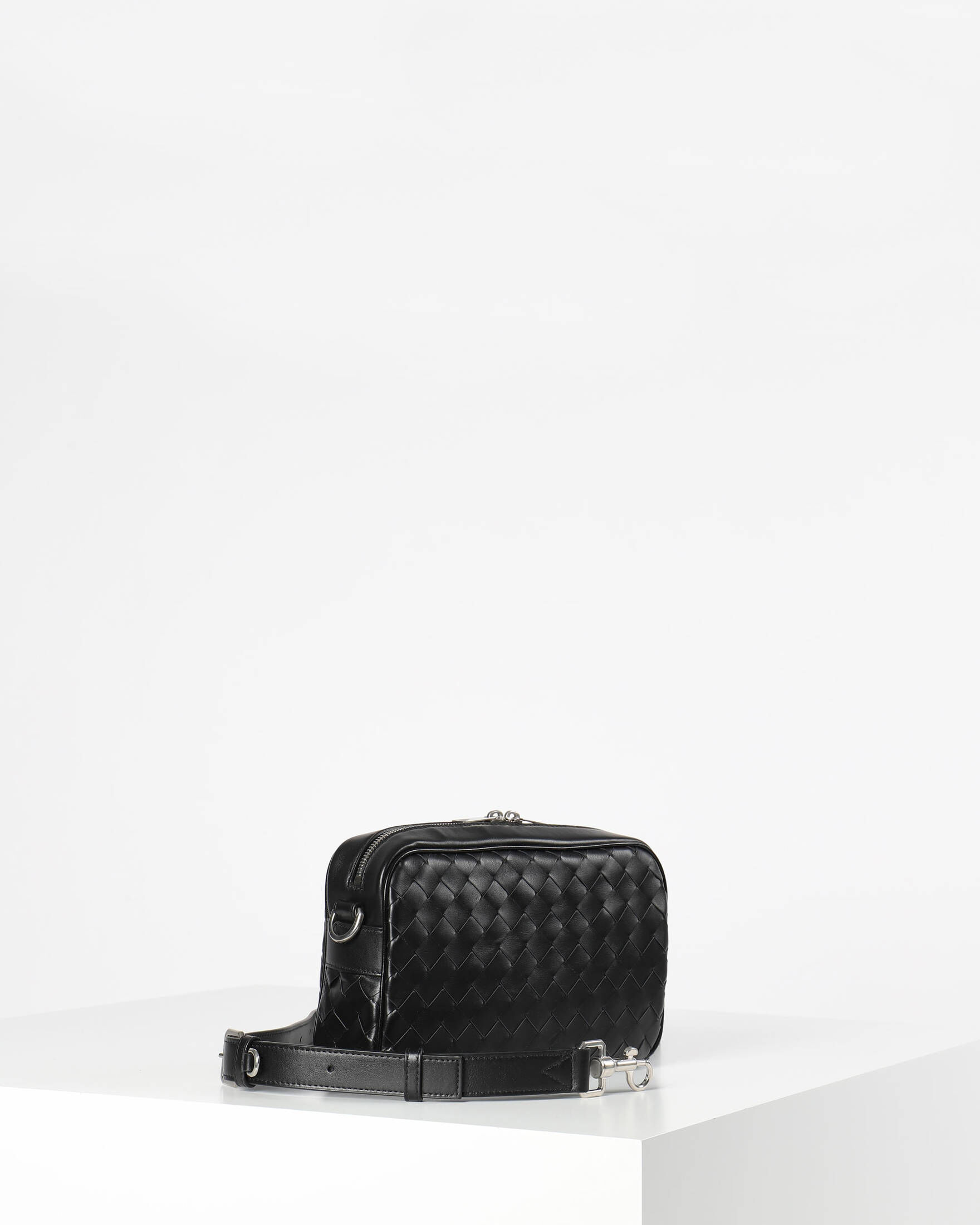 Bottega Veneta| Umhängetasche INTRECCIATO CAMERA BAG SMALL