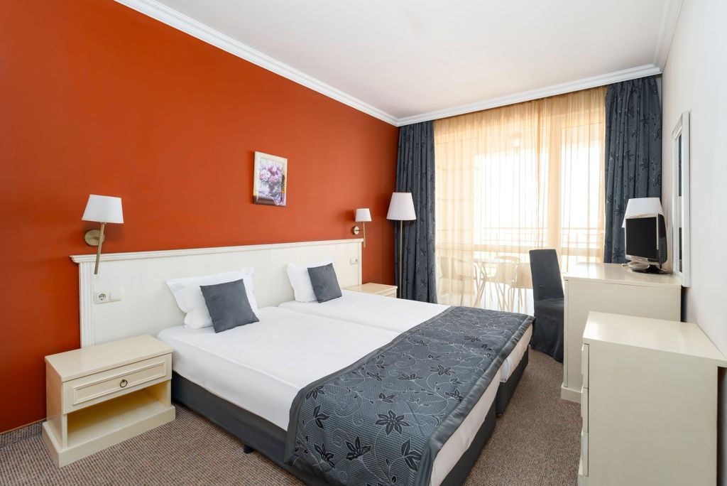 Festa Pomorie Halfpension - Hotel