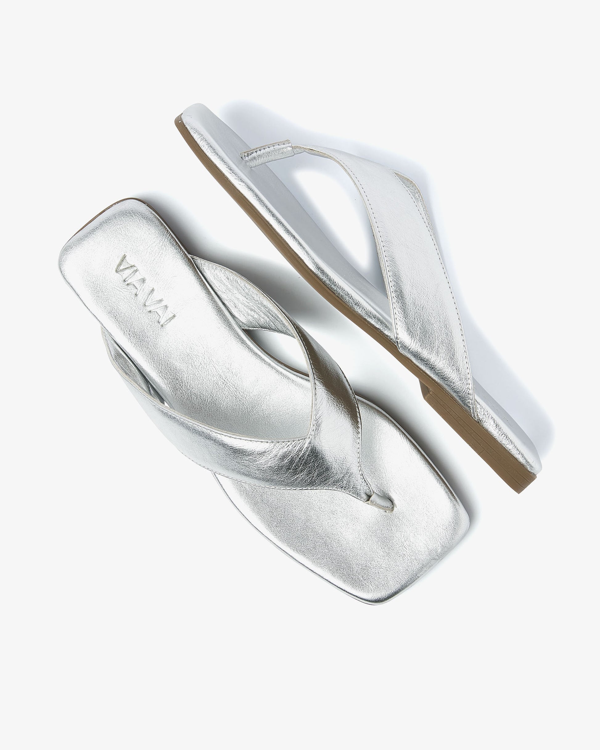 VIA VAI zilveren slippers Kiki Berry