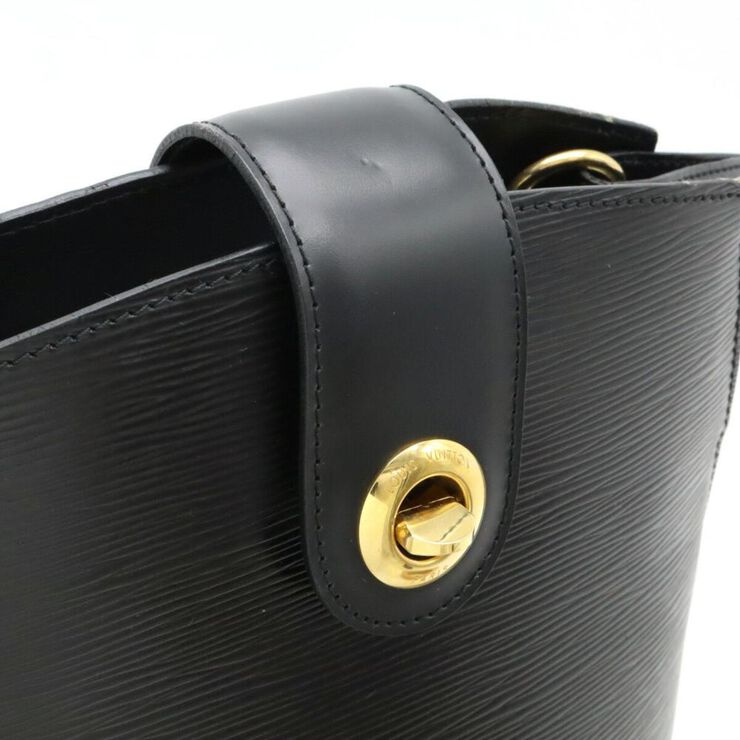 Louis Vuitton Vintage Louis Vuitton Cluny Black