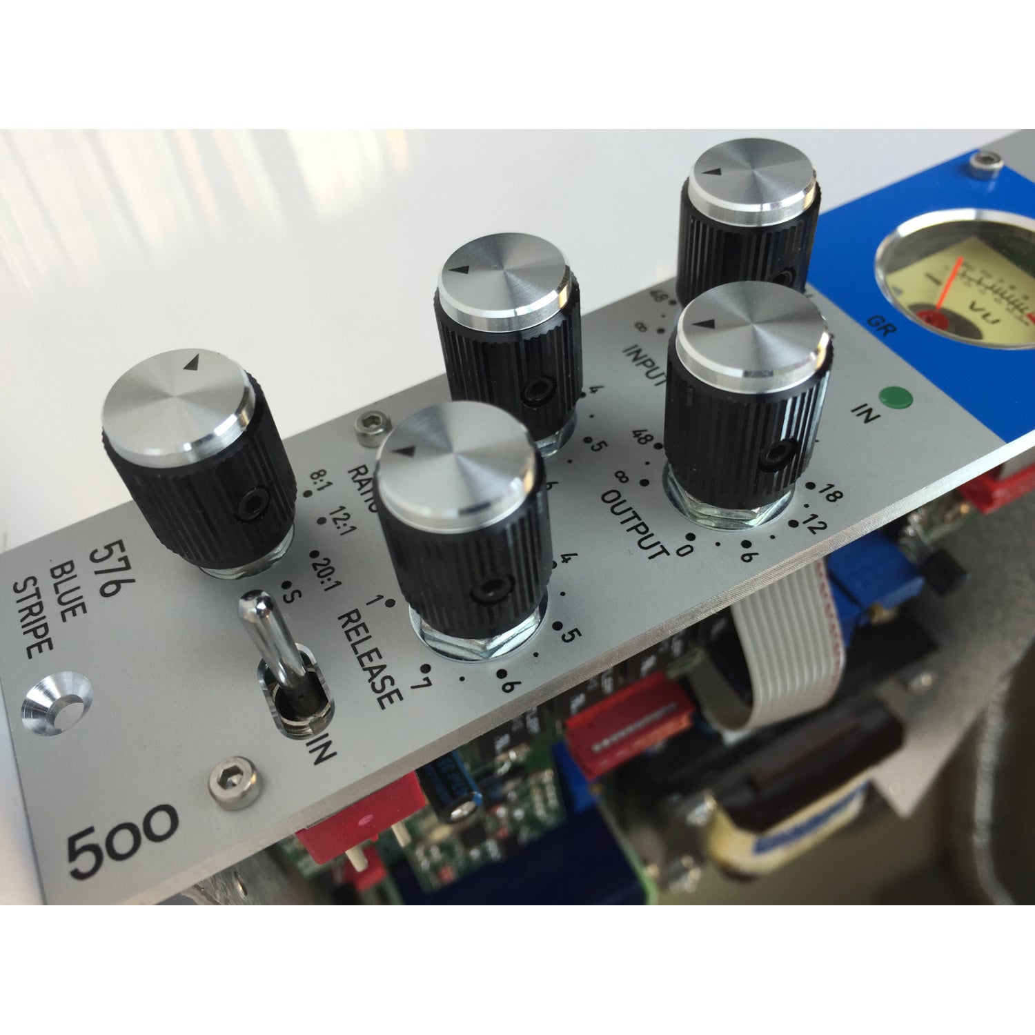 IGS Audio 576 Blue Stripe FET compressor