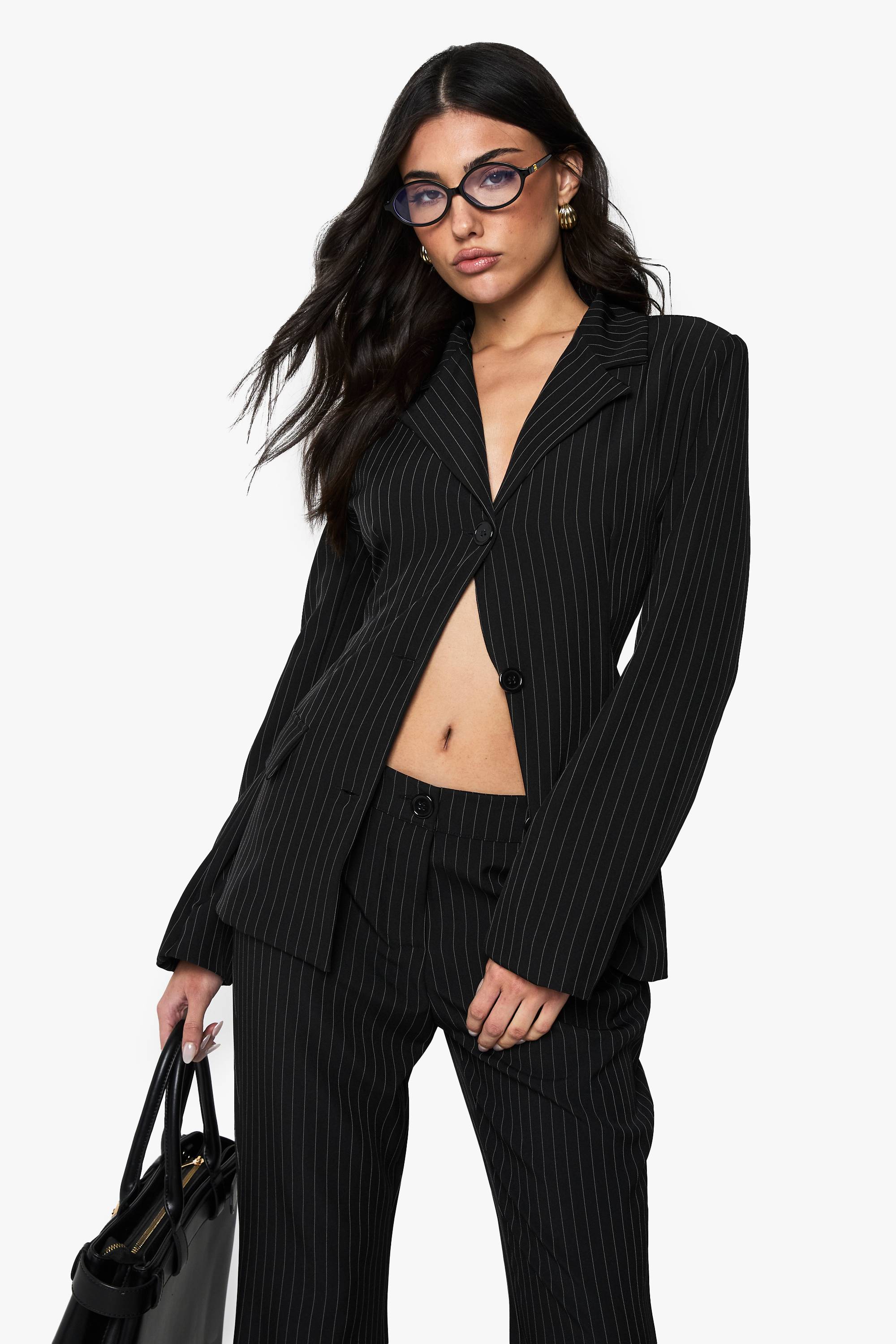boohoo Blazer structuré à fines rayures