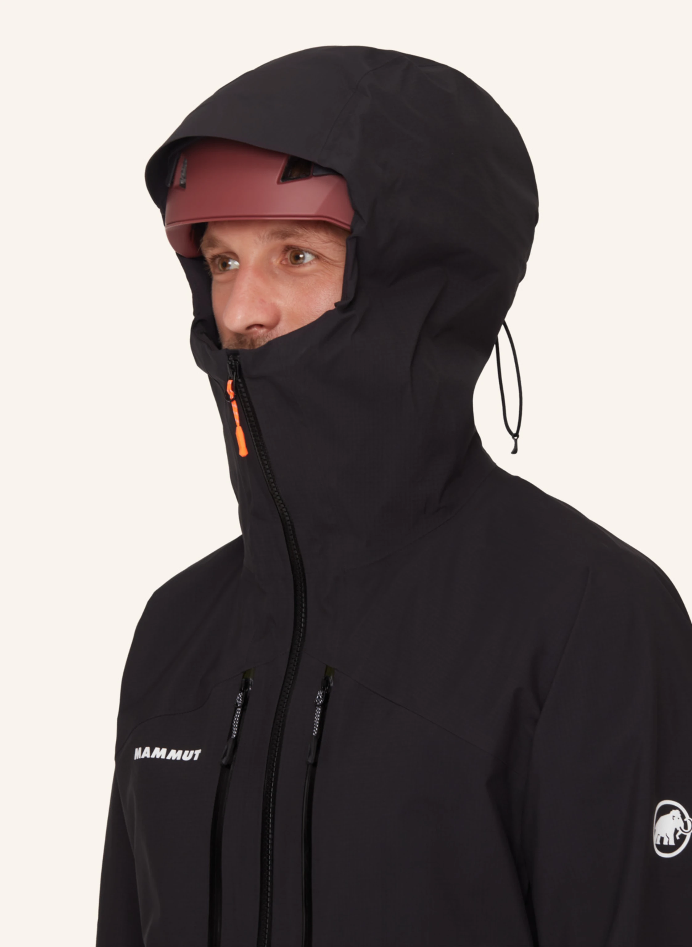 MAMMUT Hardshelljacke TAISS mit Kapuze