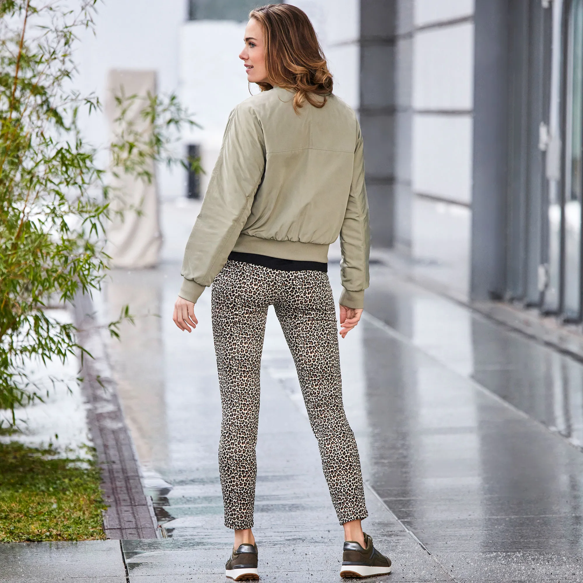 Damen-Scuba-Leggings mit Leo-Muster