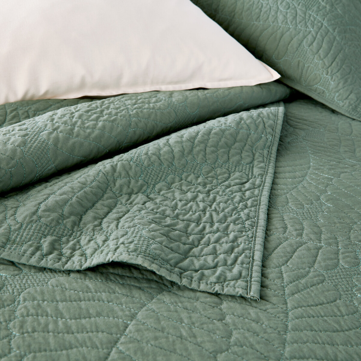LA REDOUTE INTERIEURS<br>Colcha tropical acolchoada em Tropical