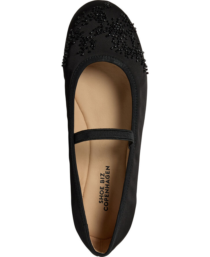 Shoe Biz Irving Black