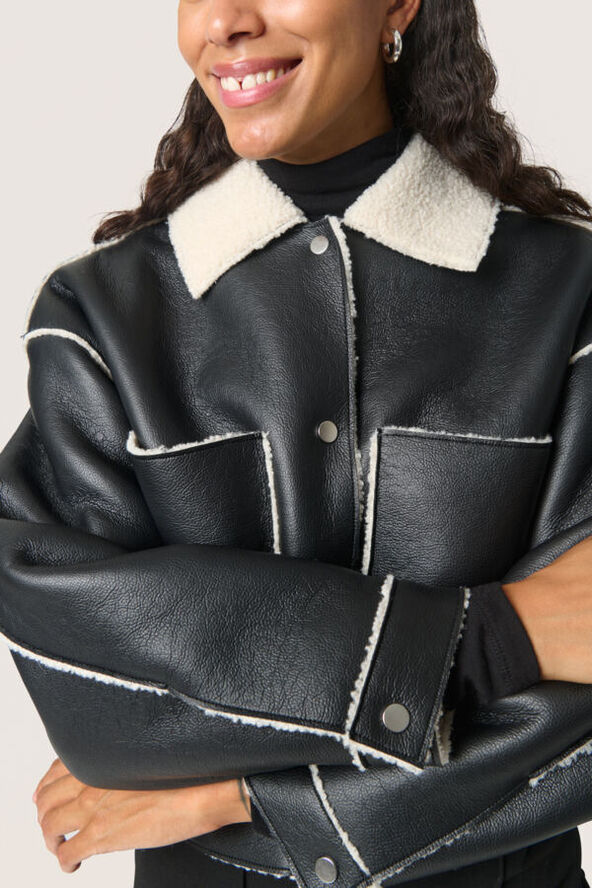 Soaked in Luxury SLLoise Jacket Black