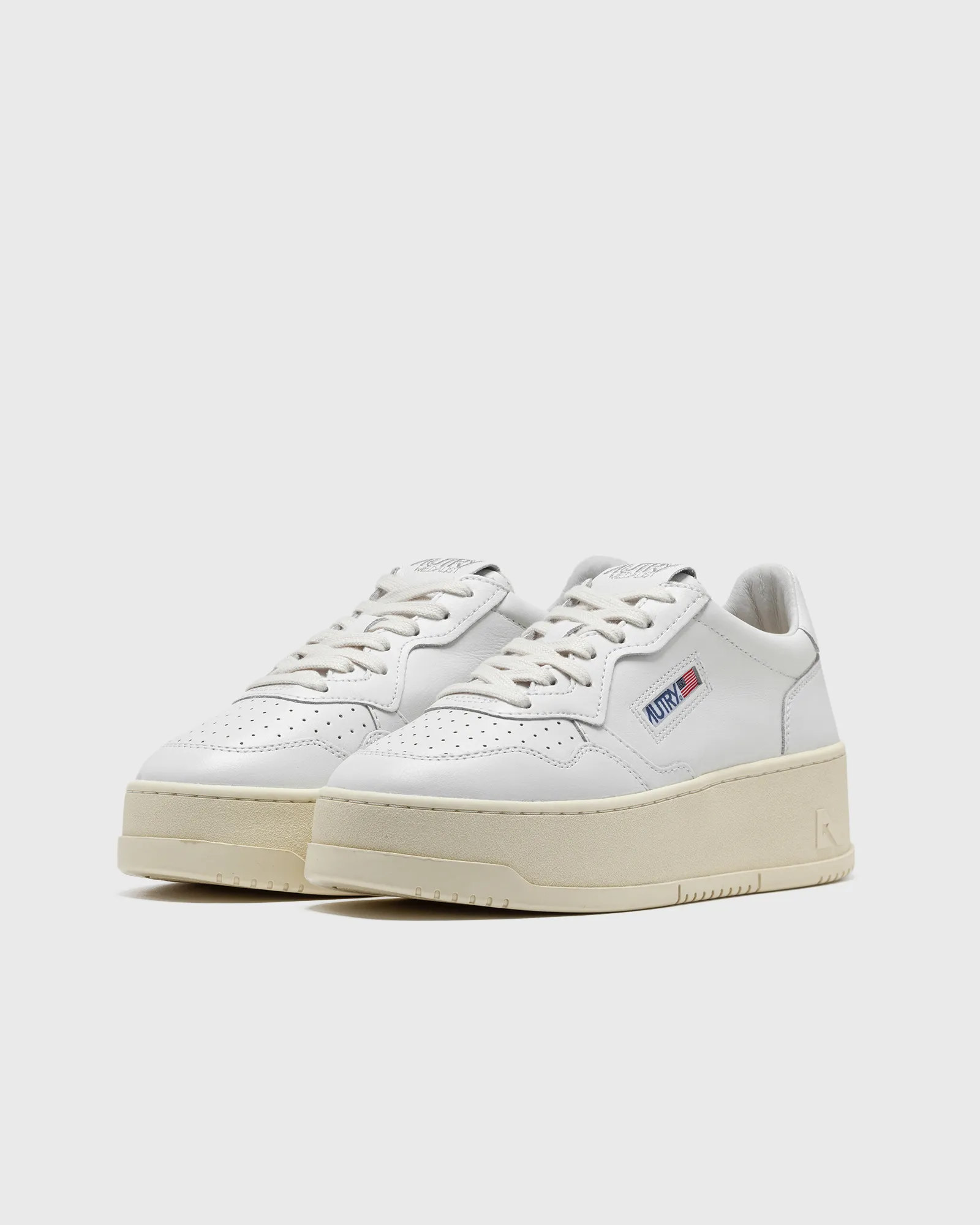 Autry Action Shoes PLATFORM LOW WOM
