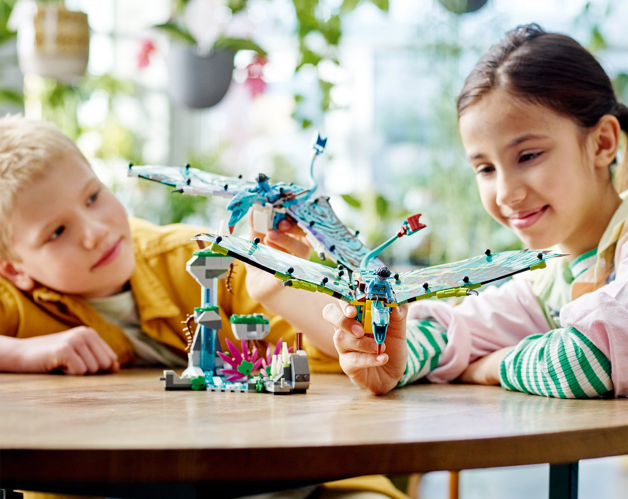 LEGO Avatar 75572 Jakes und Neytiris erster Flug auf einem Banshee