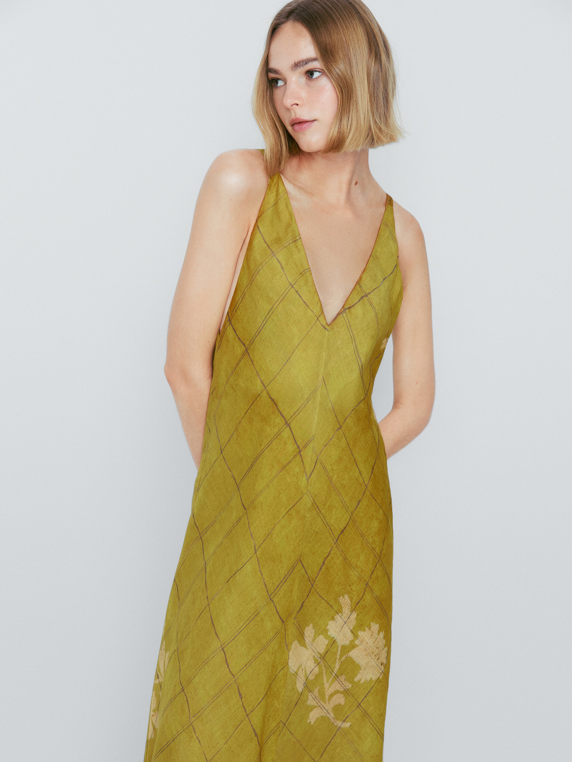 Vestido longo xadrez com alças finas - OLIVA