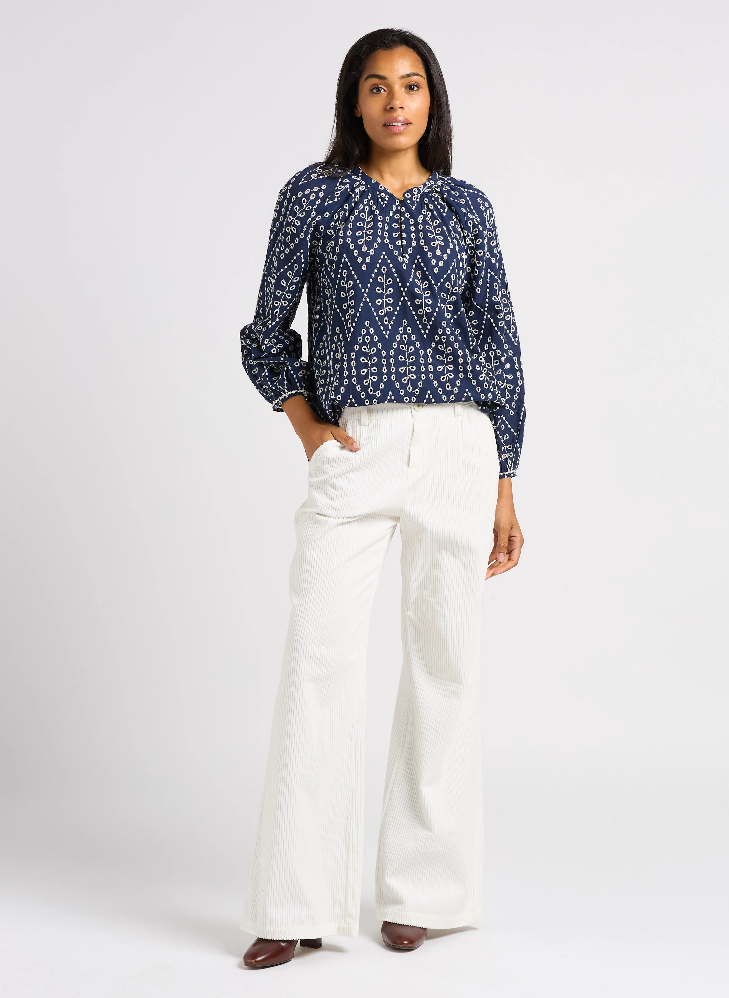 POETE - Pantalon large en velours côtelé| Blanc