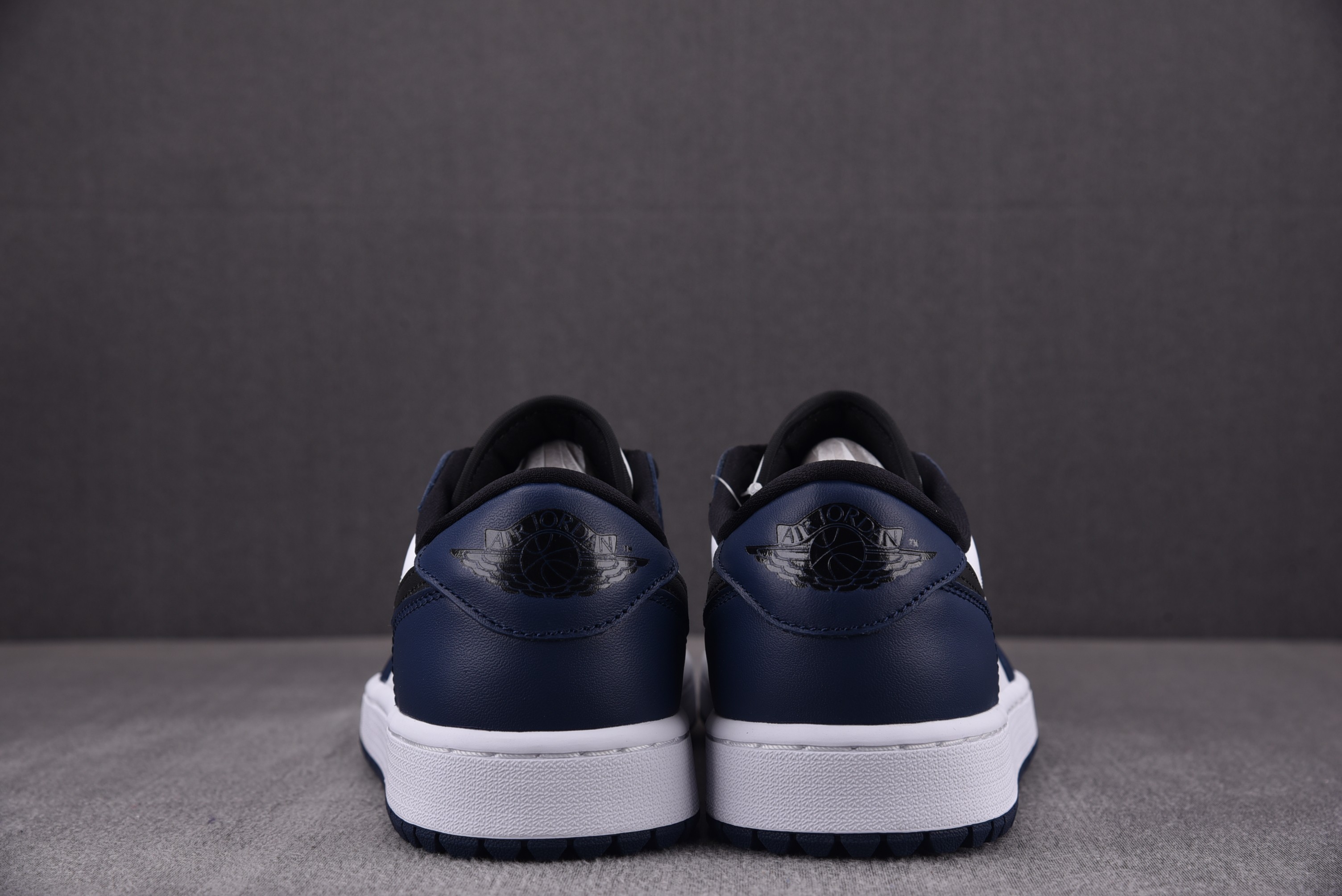 Jordan 1 Retro Low Golf Midnight Navy
