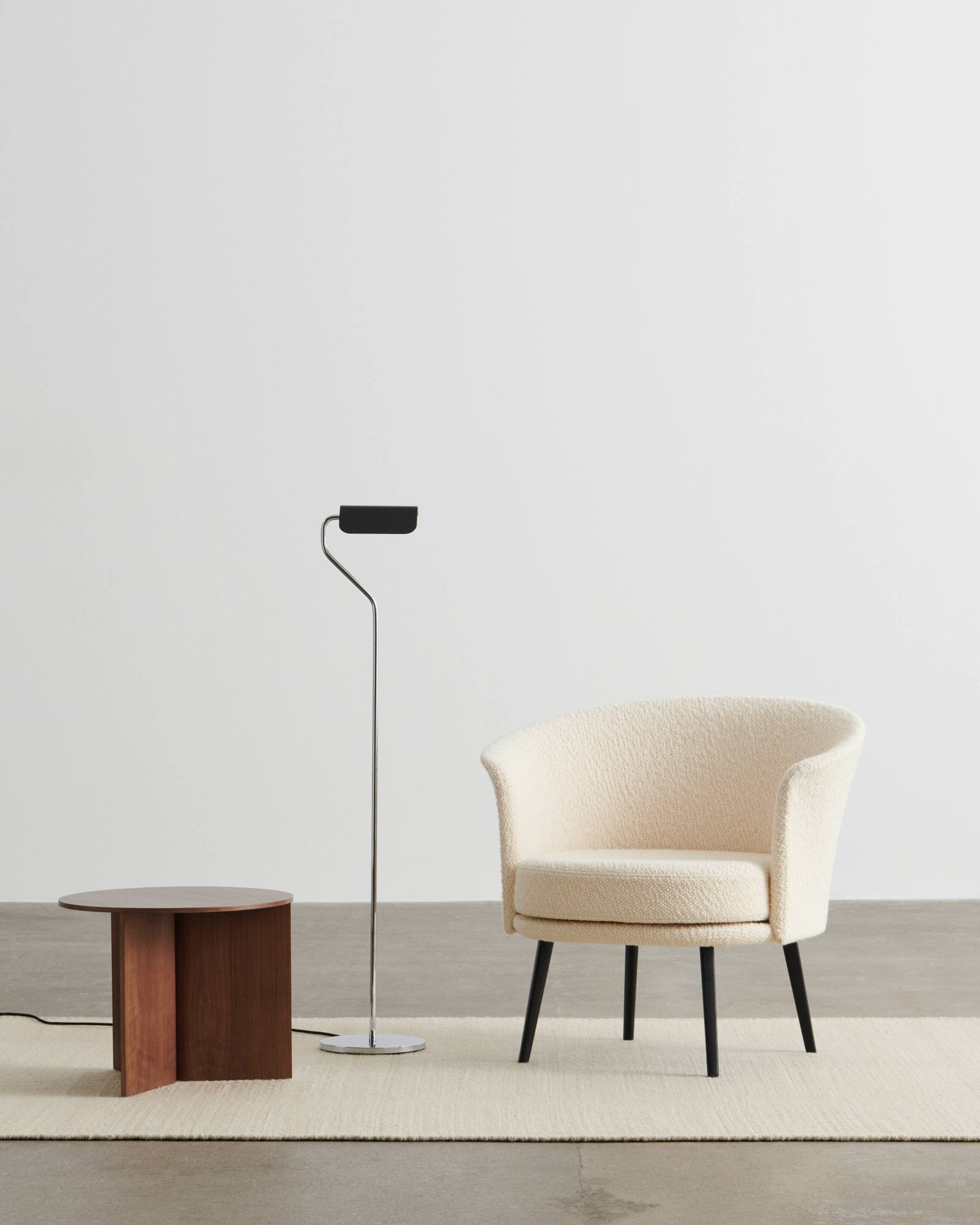 Vloerlamp Apex iron black