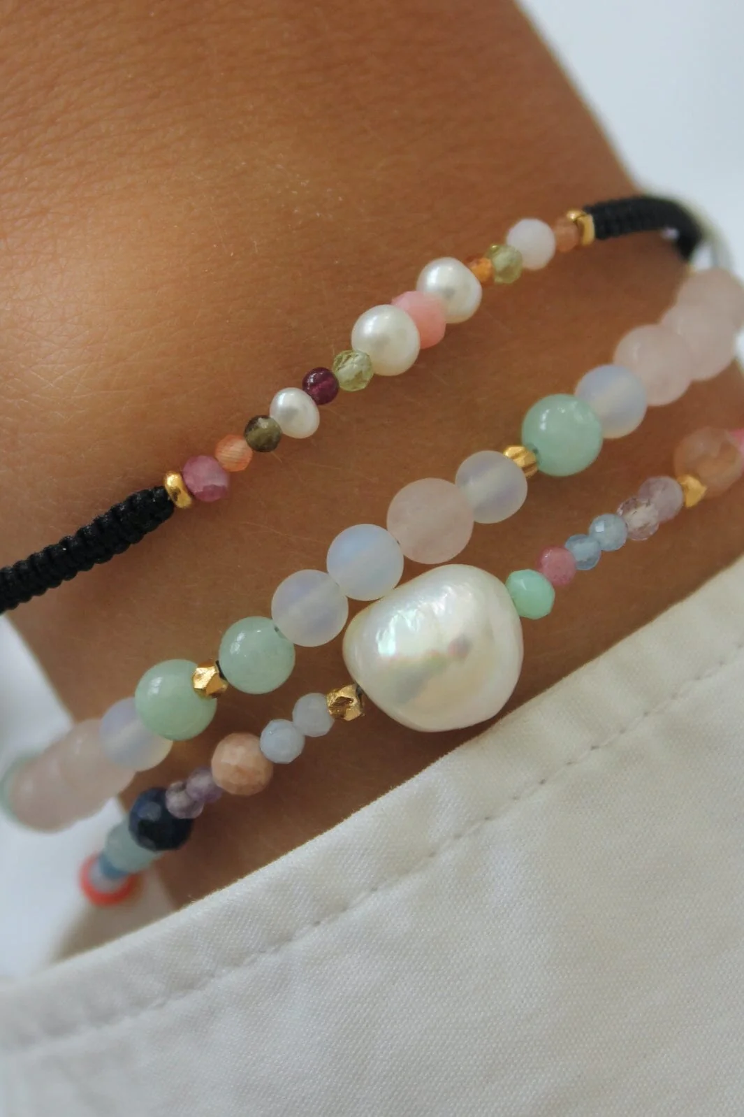Stine A Candy Bracelet white forest mix black ribbon 3195 02 os