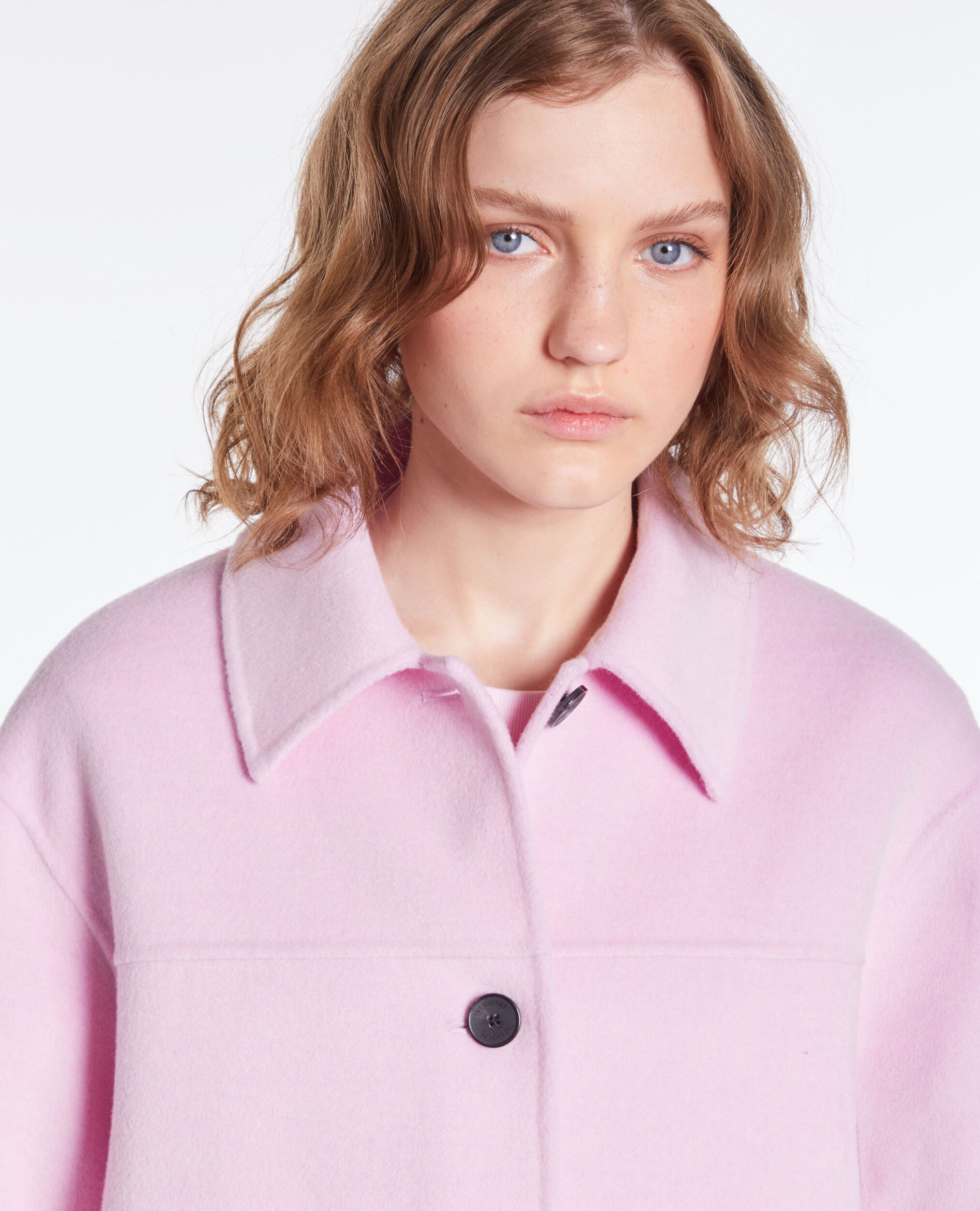 Veste type surchemise rose en laine