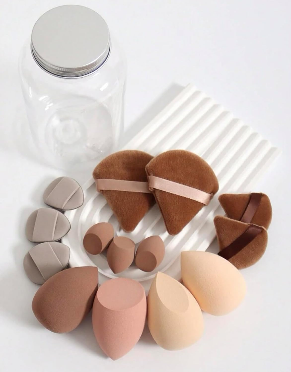 (14-tlg. Set) Make Up Kosmetik Schwamm / Puderquaste / Beauty Blender mit Aufbewahrungsbox - Braun