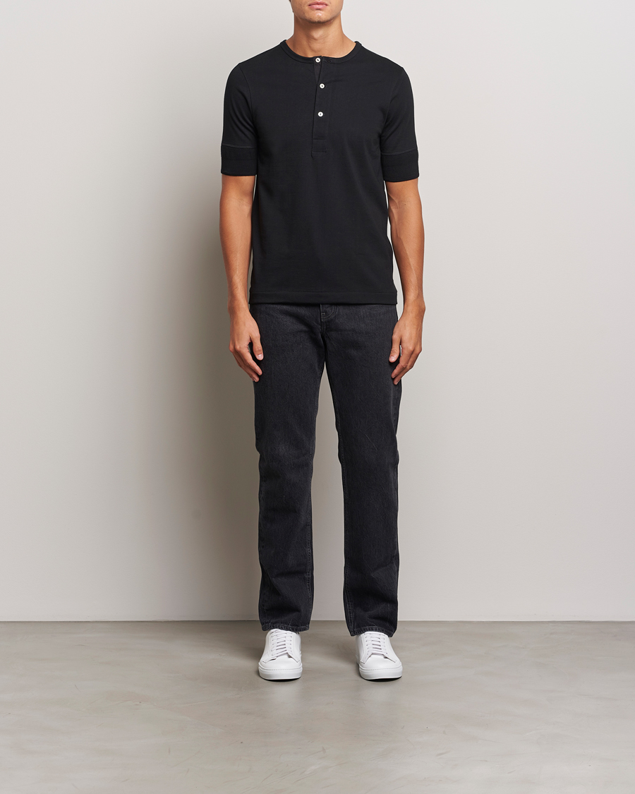Merz b. Schwanen Short Sleeve Organic Cotton Henley Black