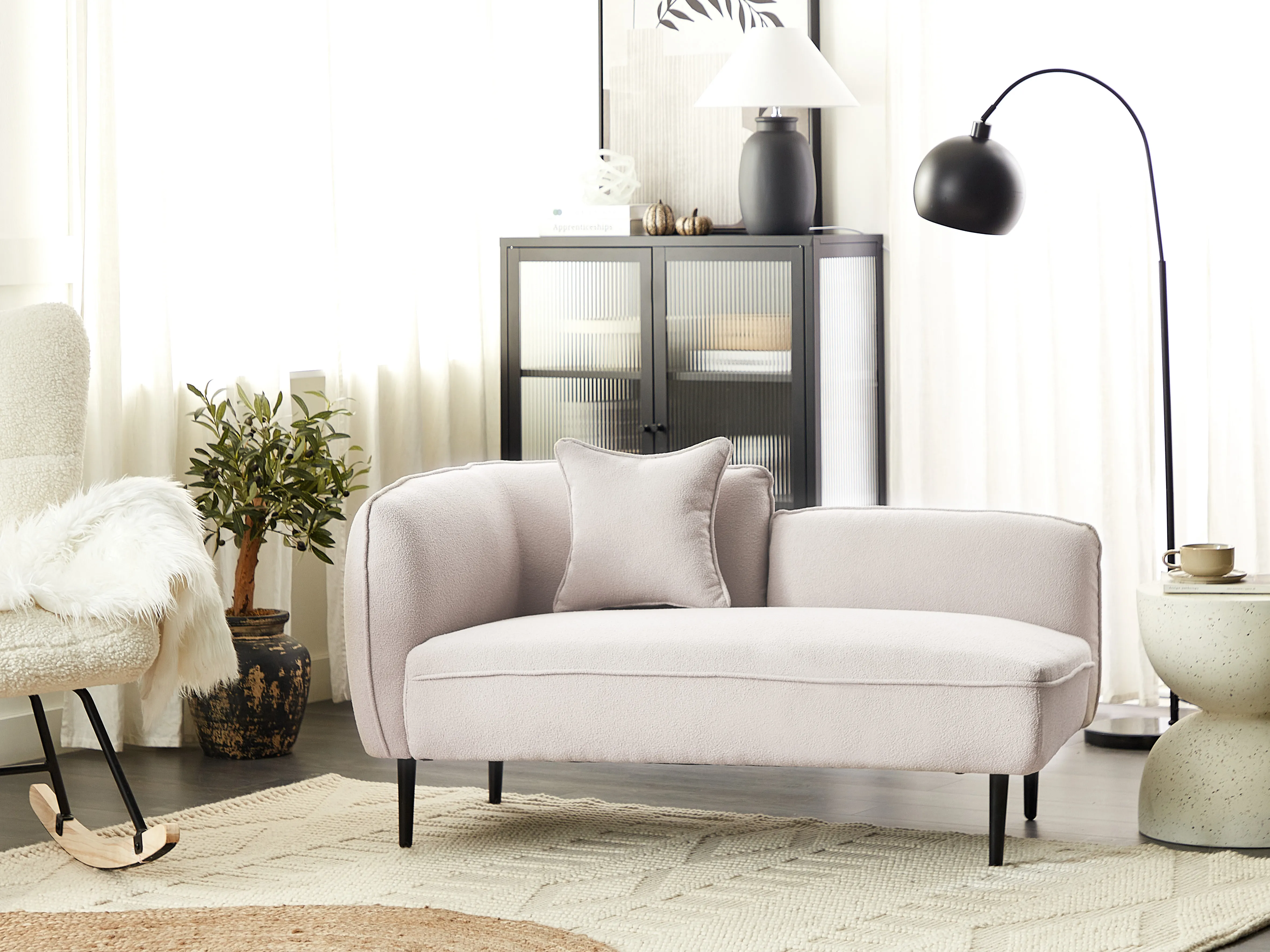 Linkszijdige chaise longue CHEVANNES Bouclé Lichtbeige