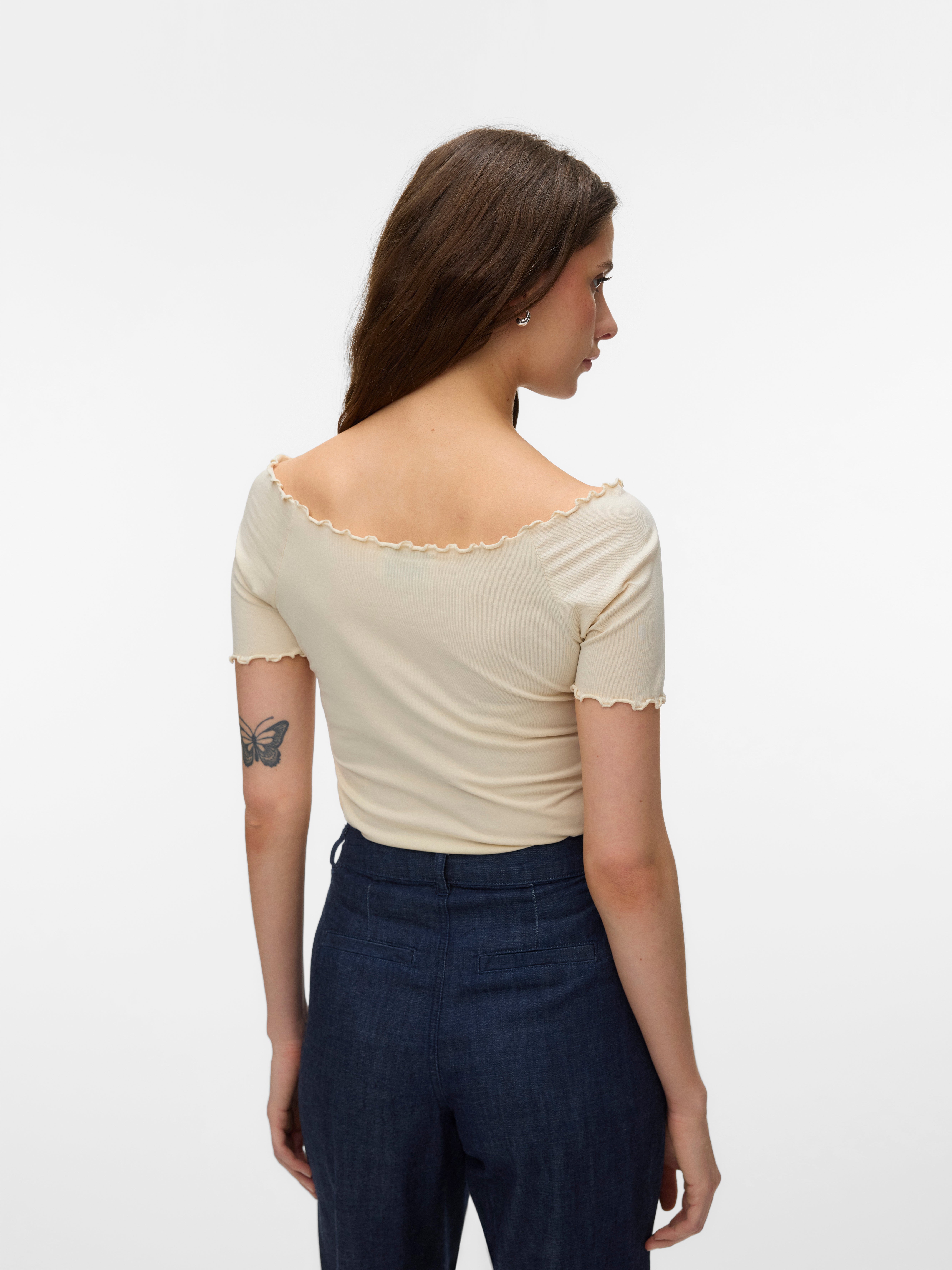 AWAMYRA Top