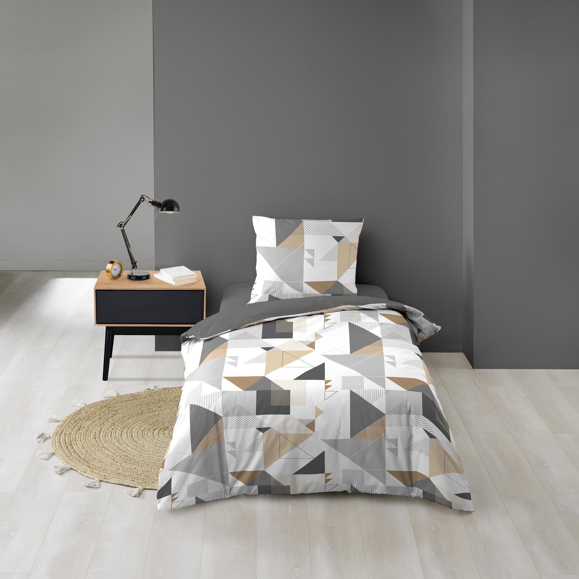 PARURE 140X200CM MICROFIBRE IMPRIMEE ALLOVER TRIGONE