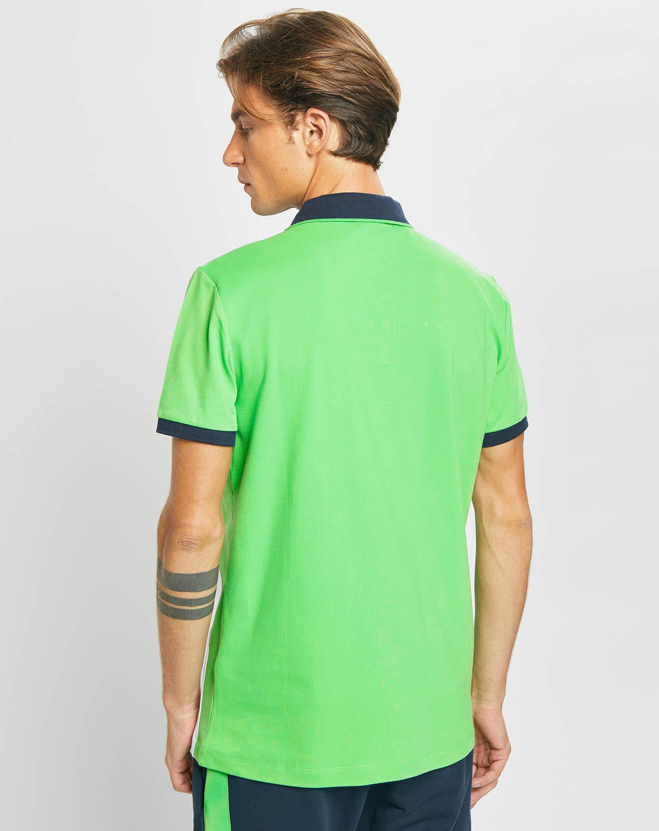 Hackett London Polo Droit Multi Patch Aston Martin Racing bleu/blanc/vert fluo