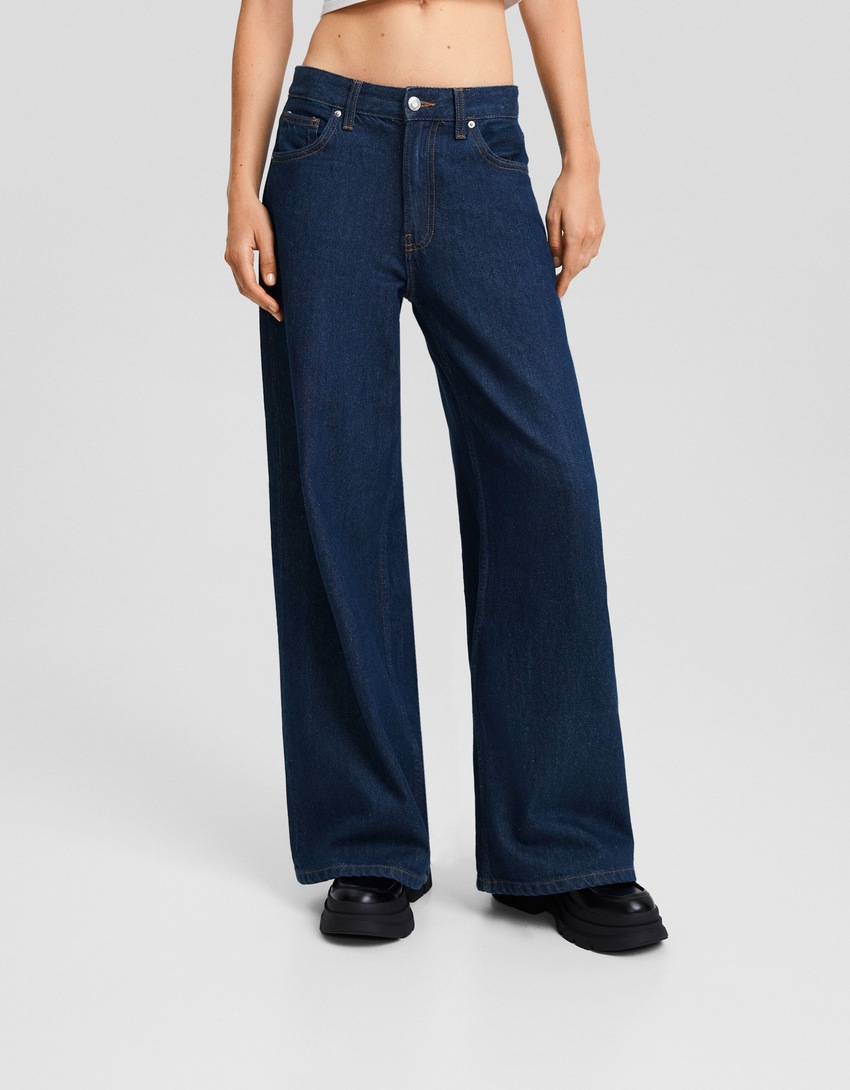 calça jeans de perna larga