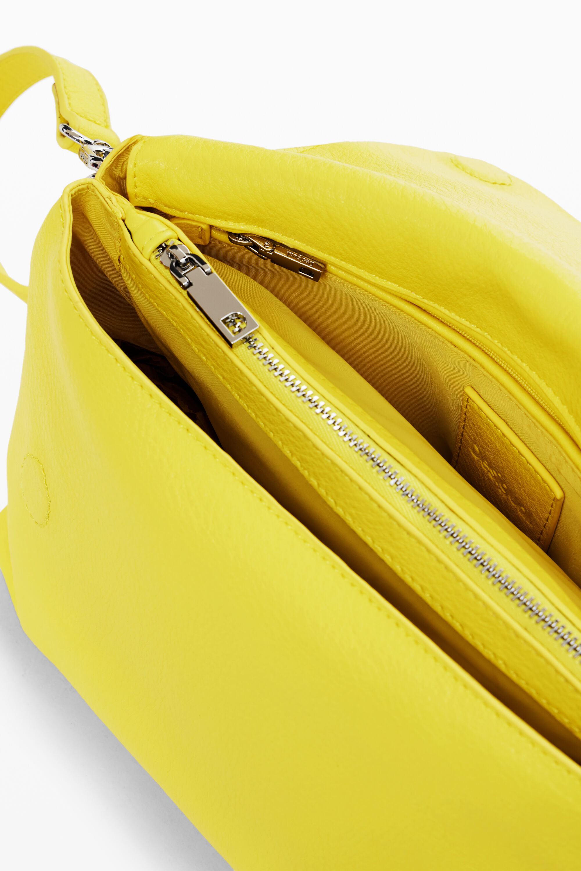 Bandolera efecto piel