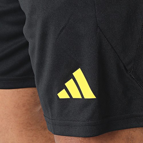 Short Jogging A Bandes Juventus IM1868 Noir