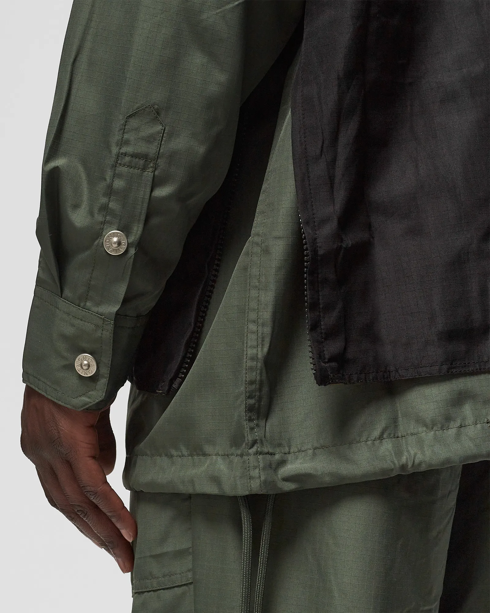 Taion MILITARY RVS V NECK VEST