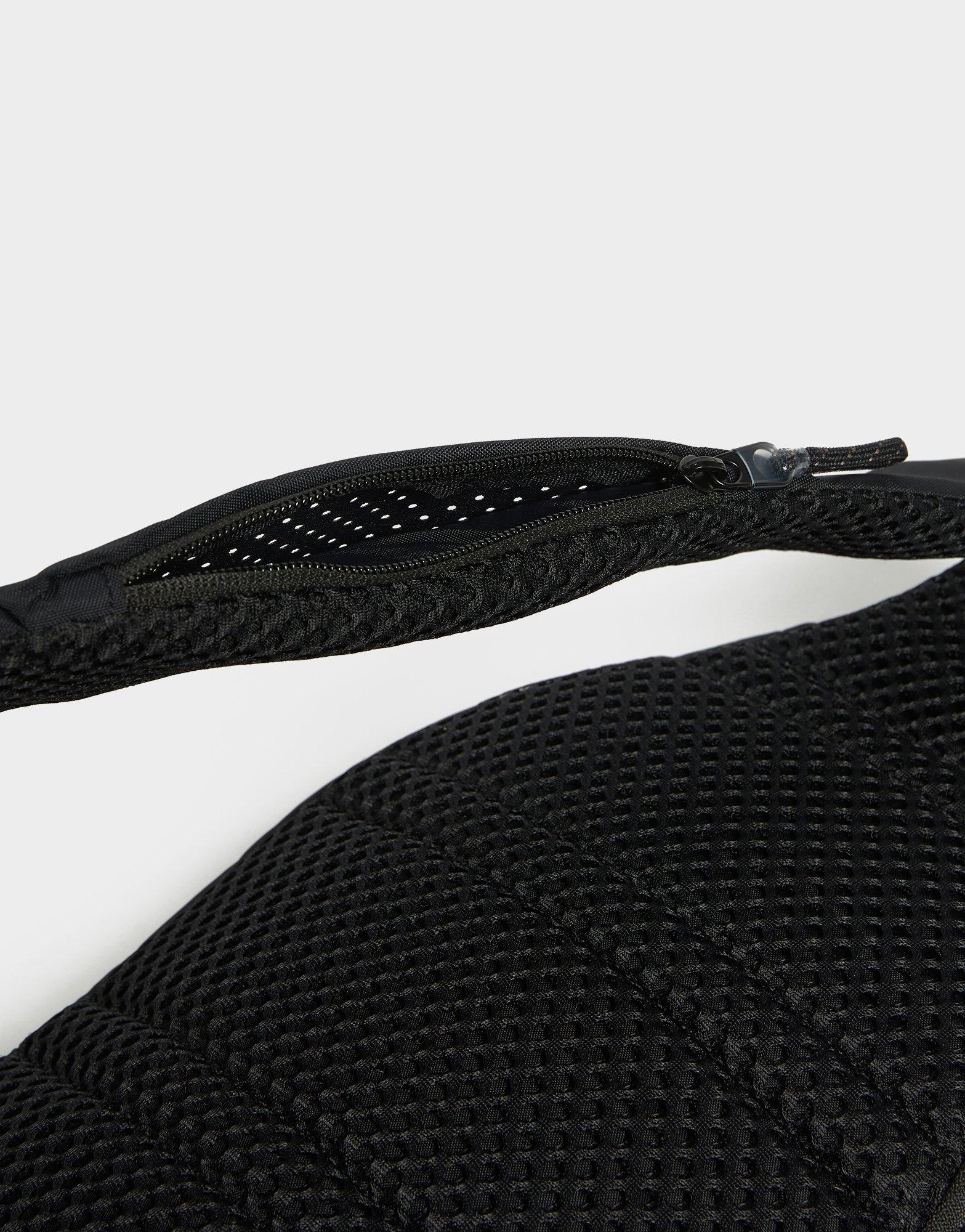 Nike Sportswear Essentials Sling Bag