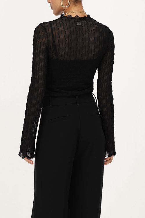 Zwarte mesh top met flared mouwen & structuur