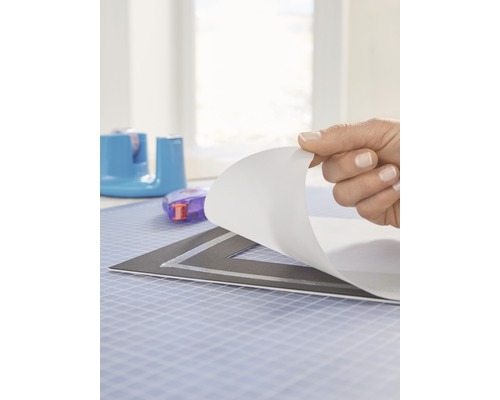 tesa lijmspijker voor behang & pleisterwerk, verstelbaar, wit, draagvermogen 2 kg, 2 stuks.
