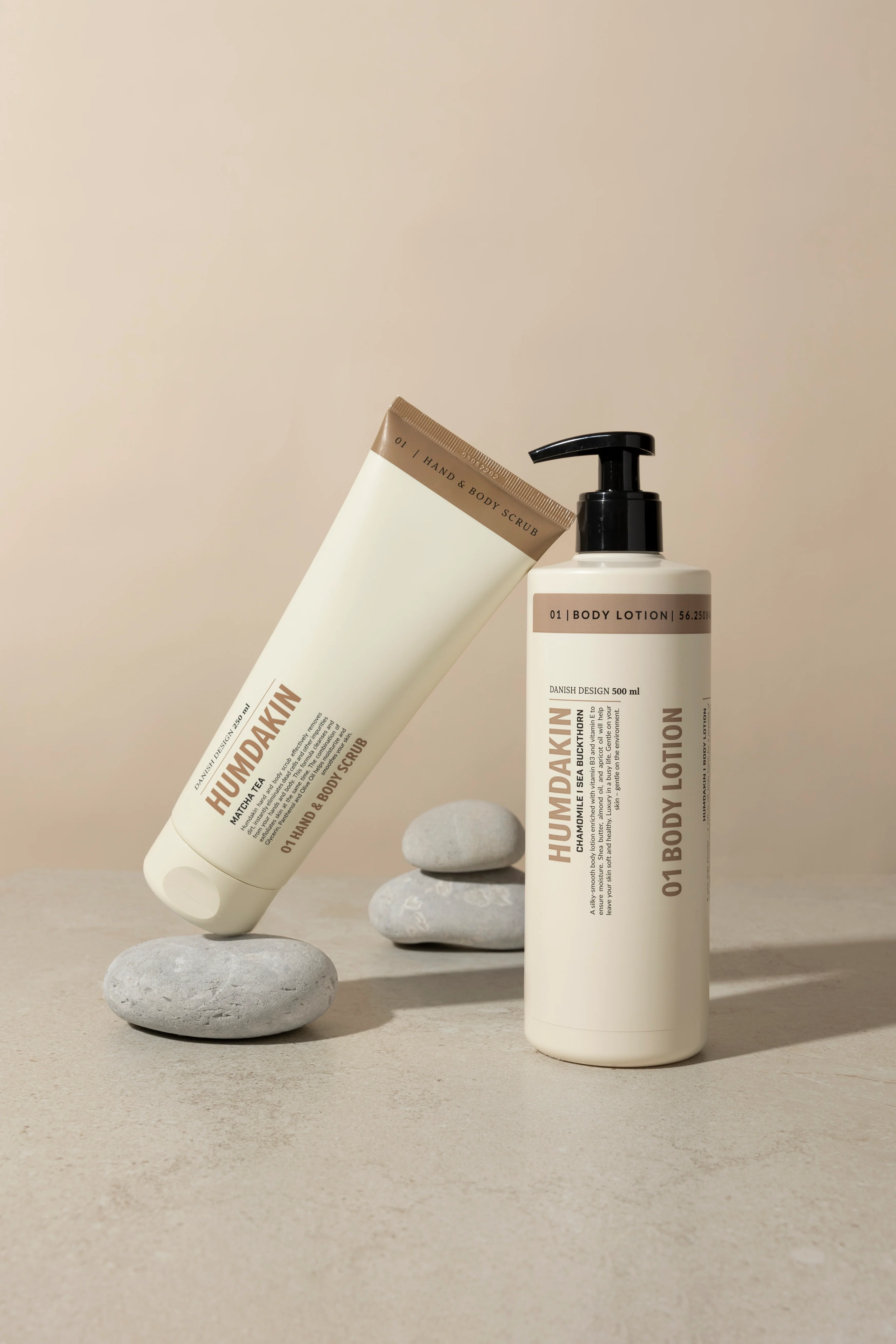 Humdakin  Hand and Body Scrub - 250 ml.