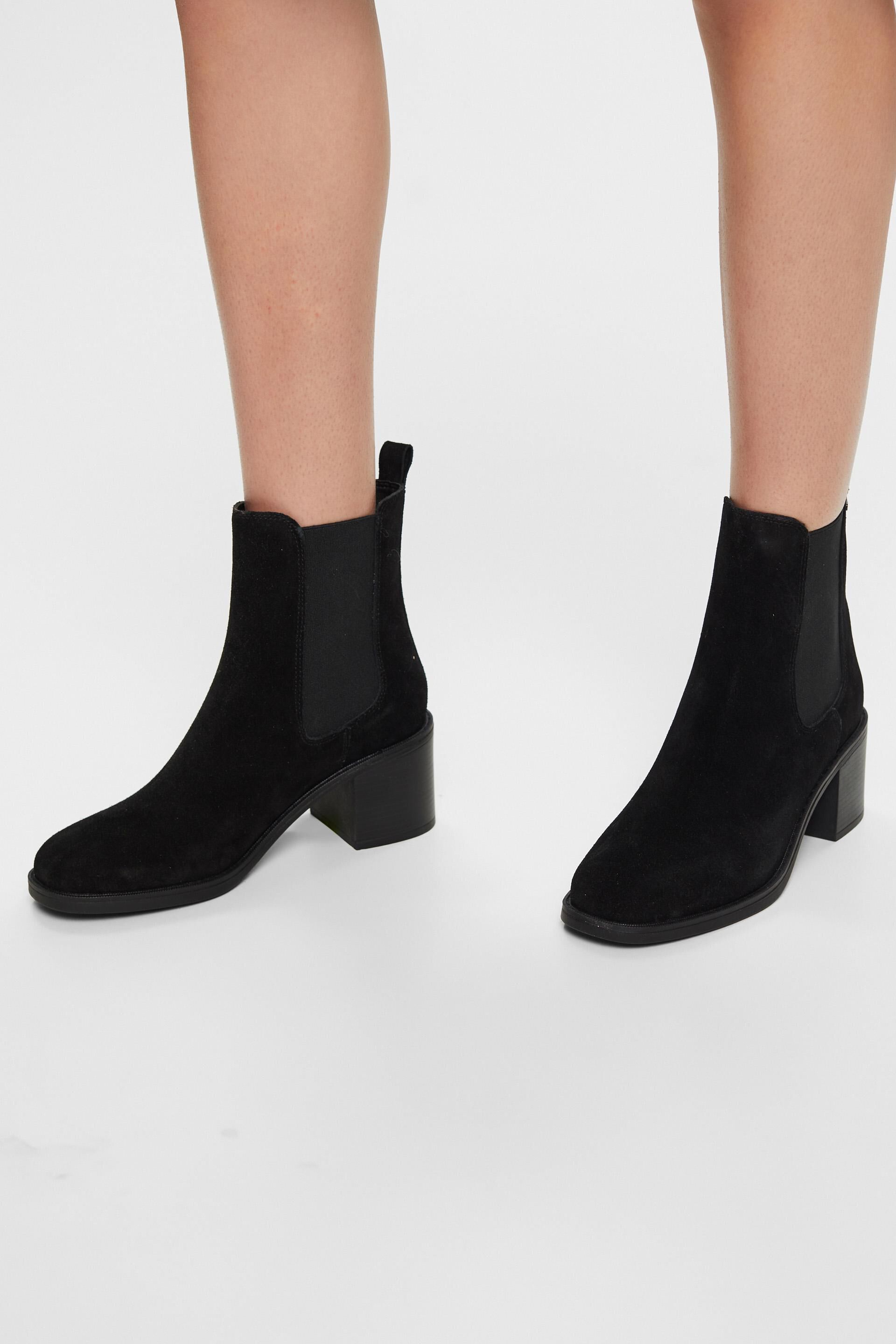 Shoes leather