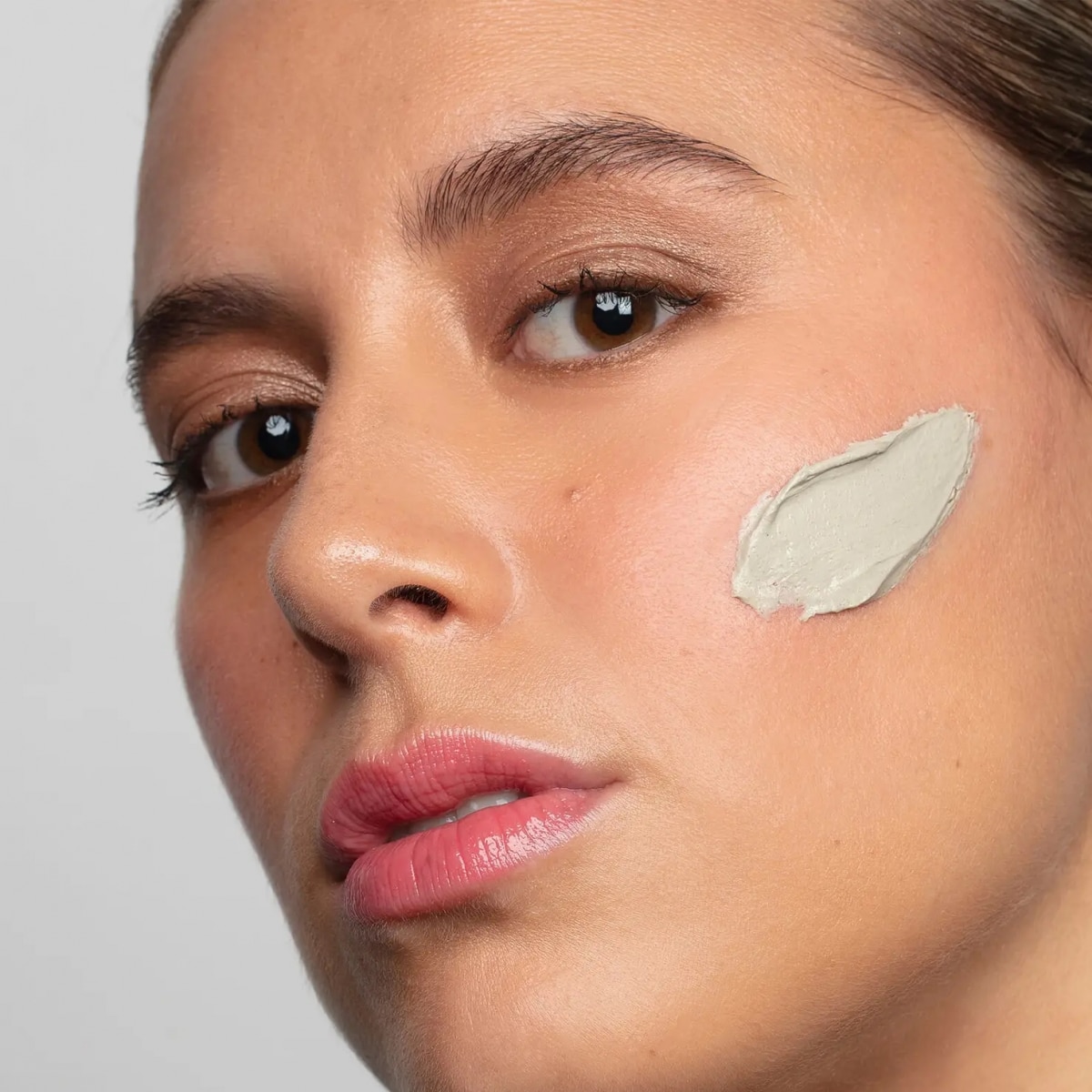 ANTIPODES Halo Masque Éclat à la Boue Volcanique