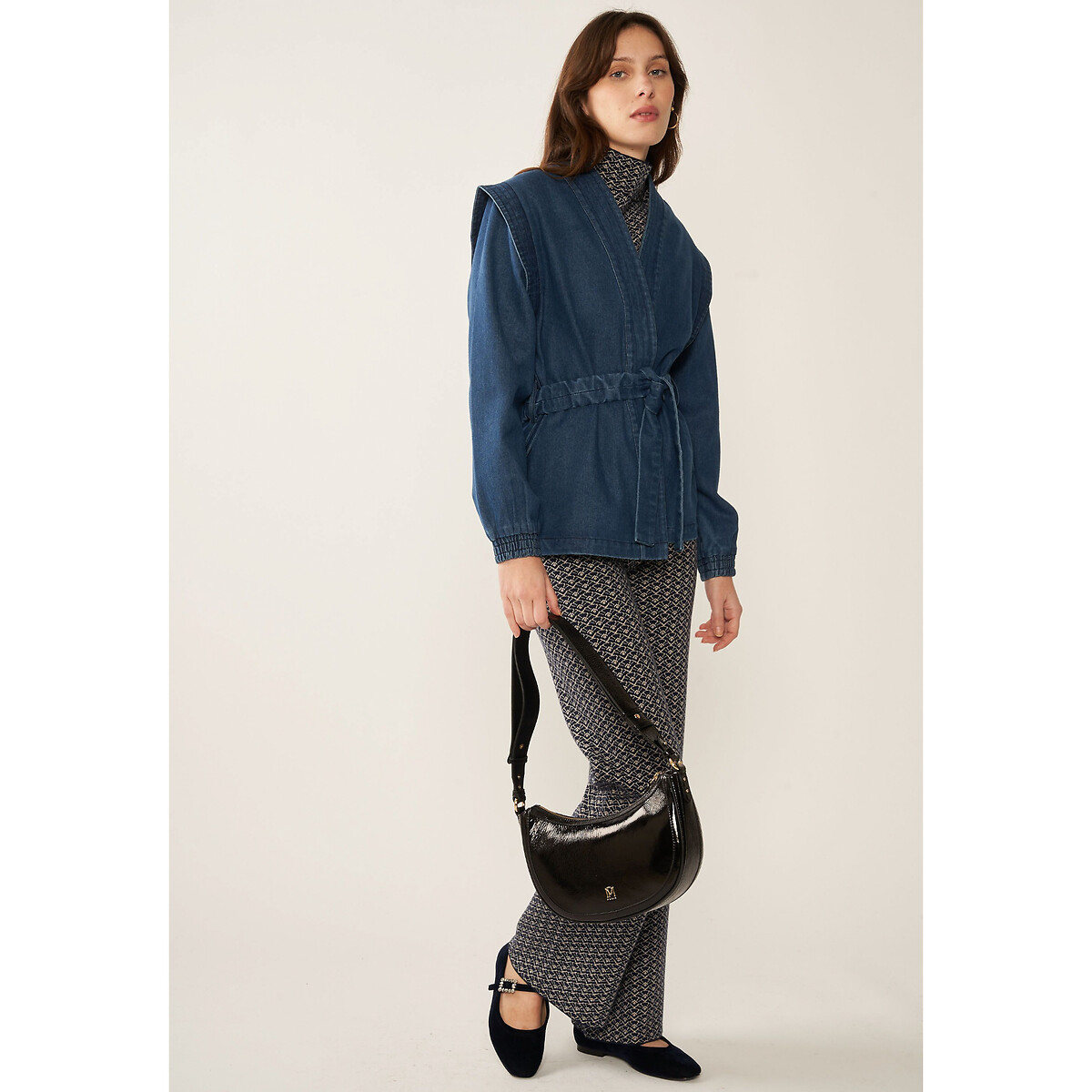 PETITE MENDIGOTE<br>Bolsa hobo em couro SAULA