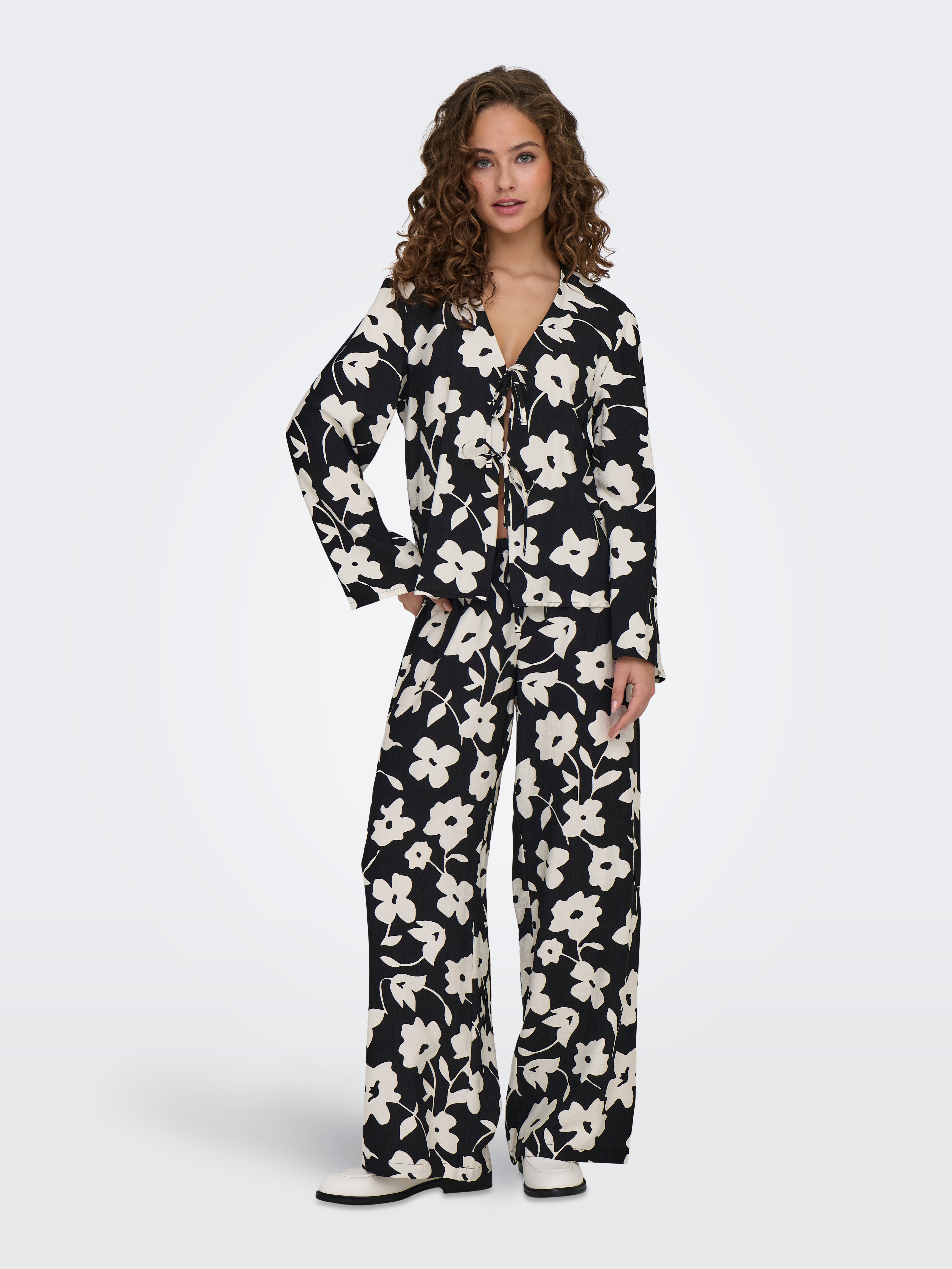 JDYSILAS Top Black