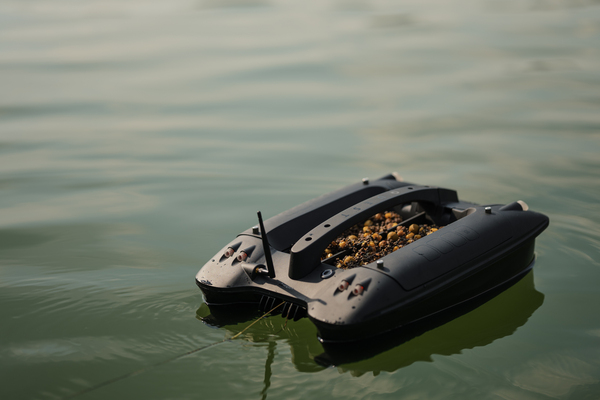 Bateau Amorceur Deeper Quest (Échosondeur   GPS   Autopilot)
