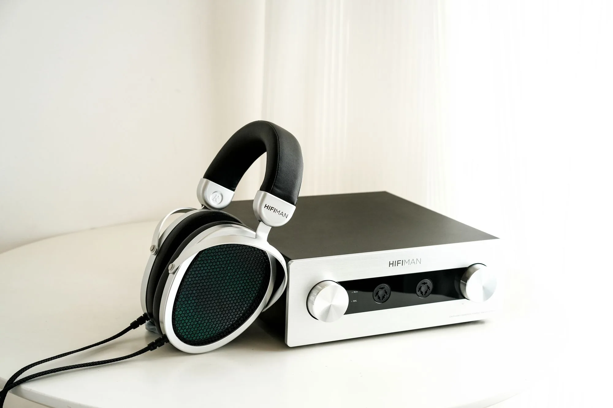 HiFiMAN Mini Shangri-La   Amplificateur Mini Shangri-La Packs Casques et Ampli