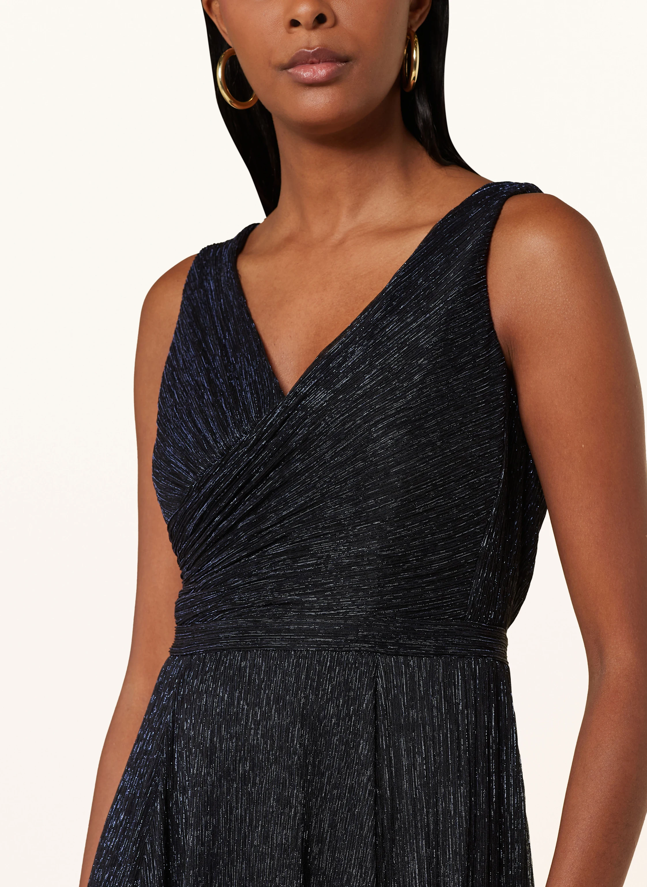 Vera Mont Abendkleid mit Glitzergarn