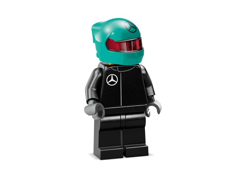 Mercedes-AMG F1® W15 racewagen 77244