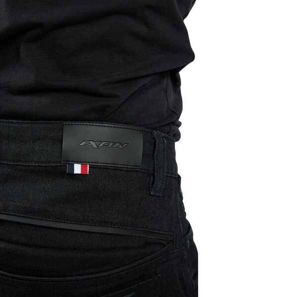 Ixon - Jean Remy Noir