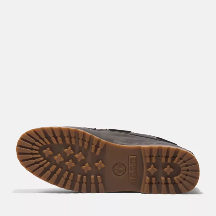 Bota Timberland Authentic Chukka de 7 ilhós para homem, na cor cinza.