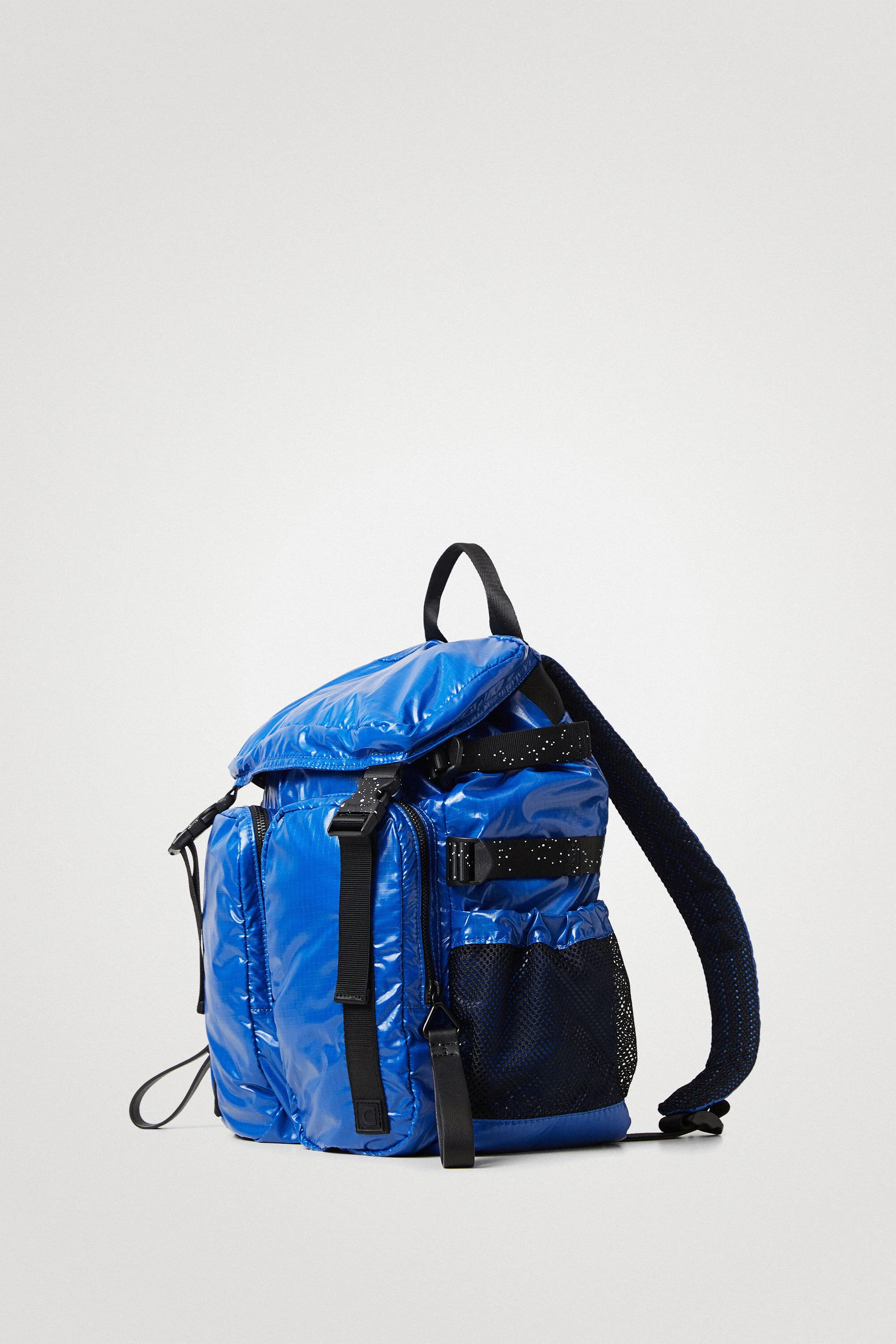 Mochila grande acolchoada