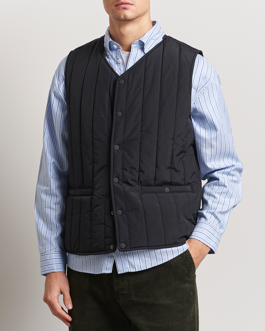 Les Deux Martin Nylon Paded Vest Black