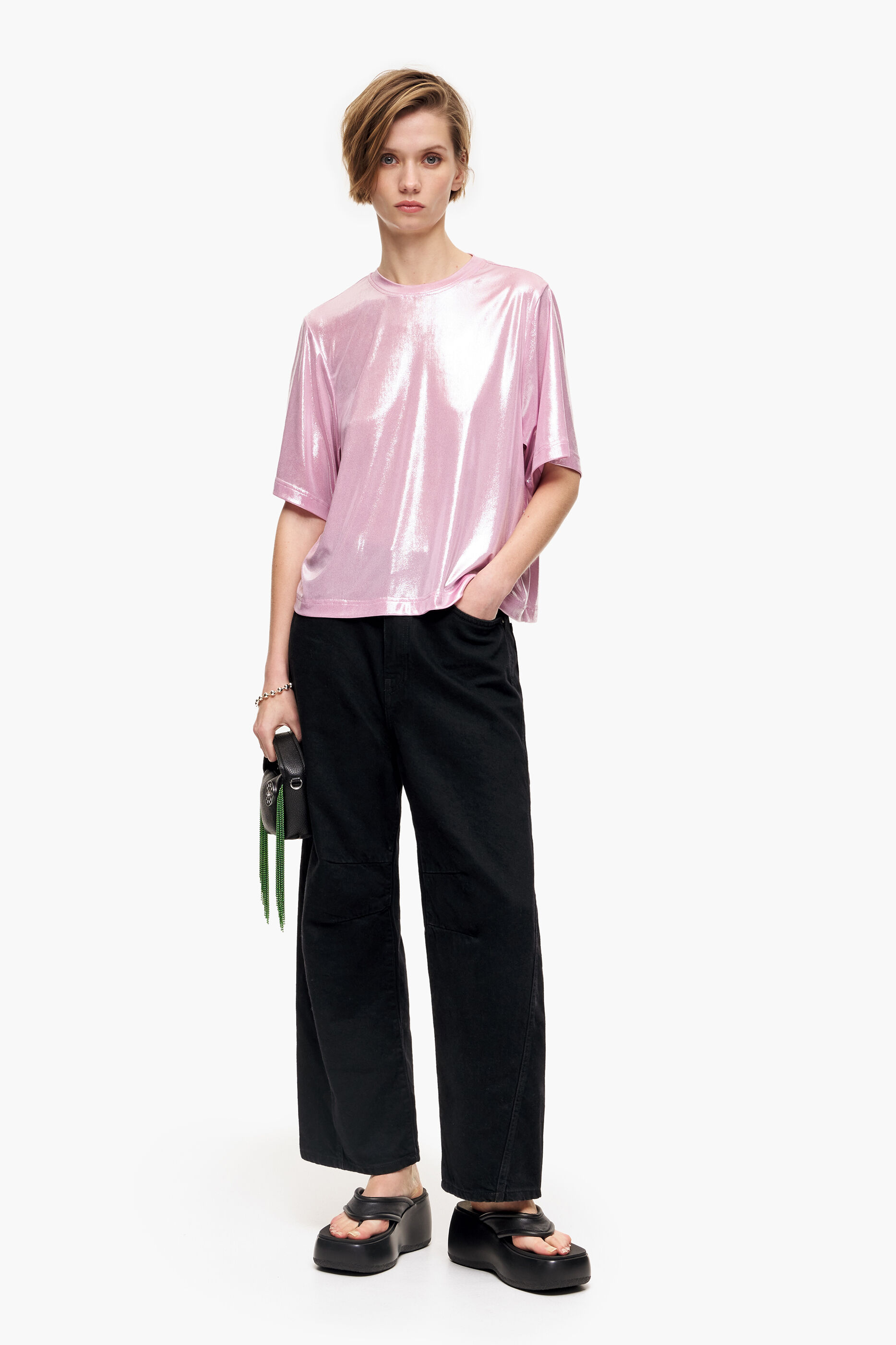 camiseta rosa com glitter