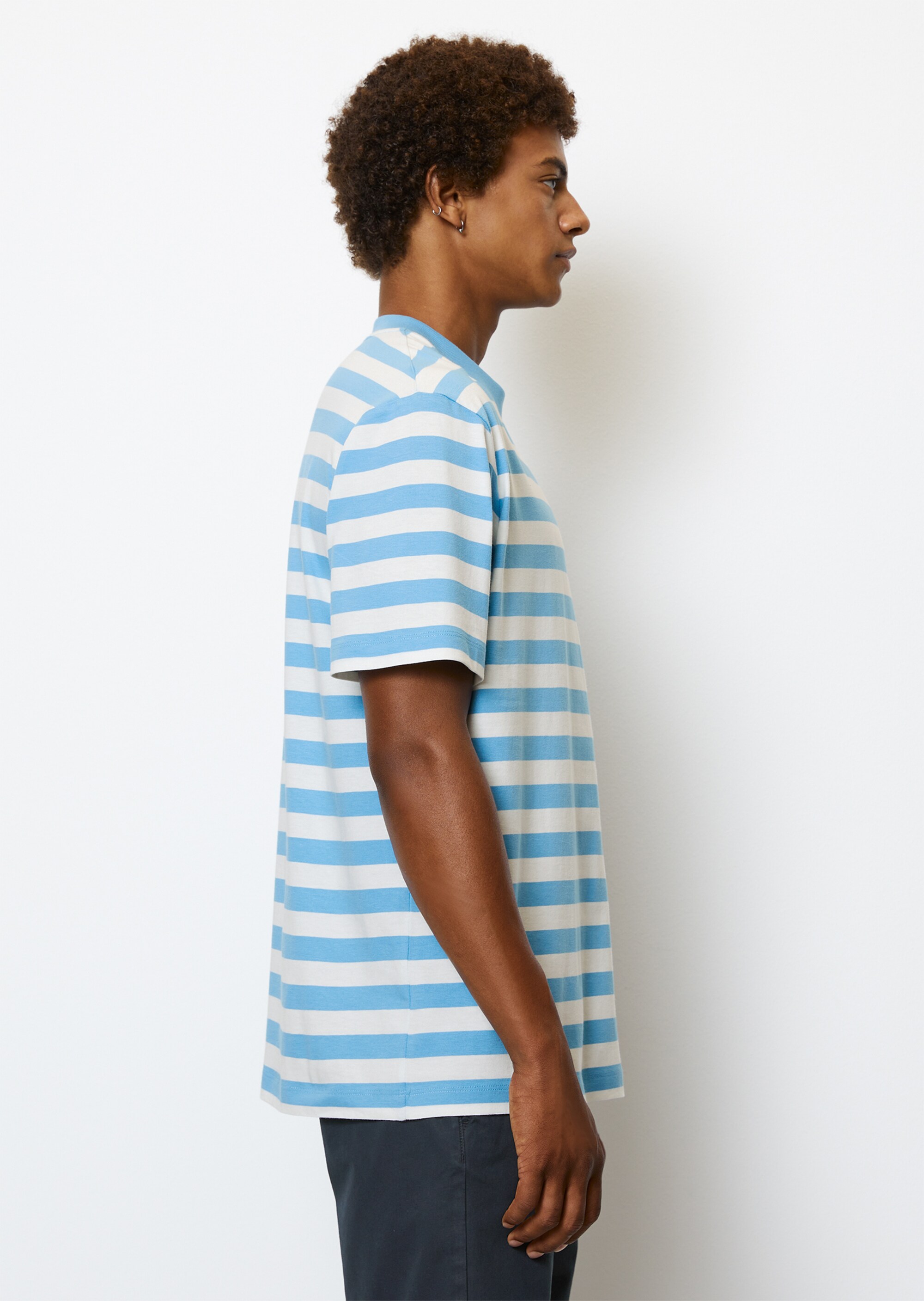 T-Shirt relaxed mit garngefärbtem Streifen-Muster