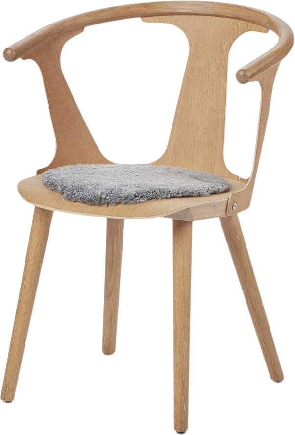 NATURES Collection Seat Cover, Short-Wool Curly New Zealand Sheepskin, Round Ø34 cm Light