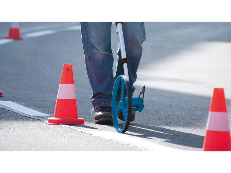 Bosch Professional Rollrad GWM 32 Leichtes und handliches Messrad