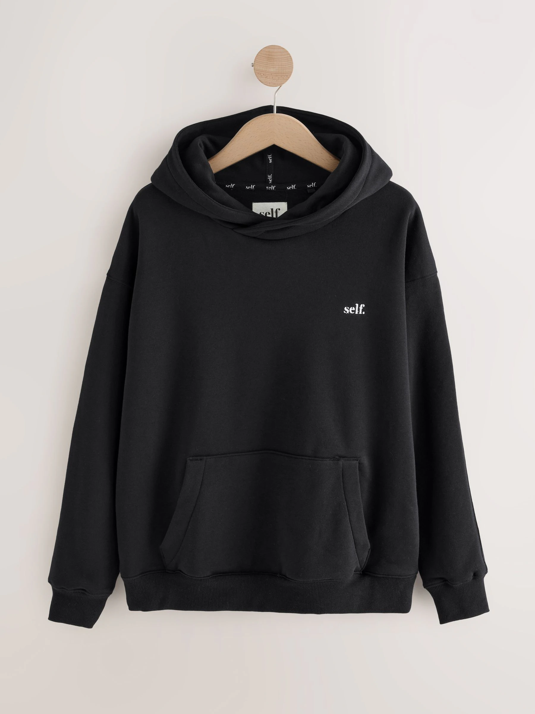 Zwart - Self. hoody